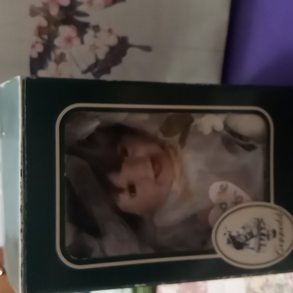 Geppeddo.....Cuddle Kids "Darcie Daisy" - Picture 17 of 17